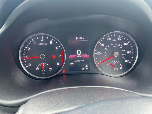 Used Kia Stonic 2022 for sale - 76134184: Photo 10