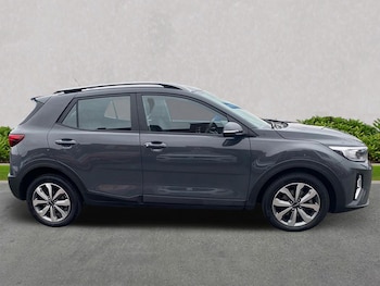 Used Kia Stonic 2022 for sale - 76134184: Photo 3