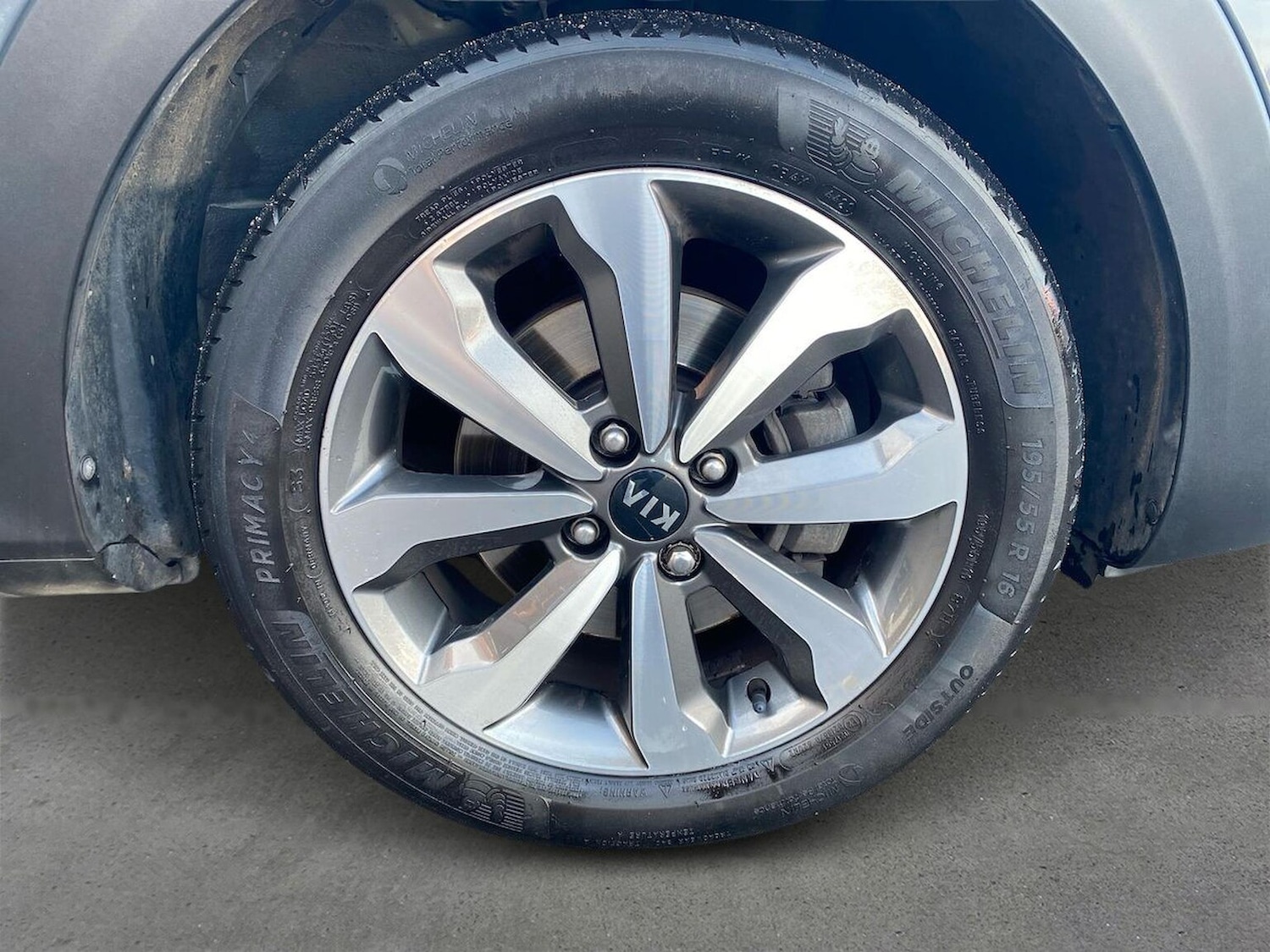 Used Kia Stonic 2021 for sale - 76444504: Photo 6