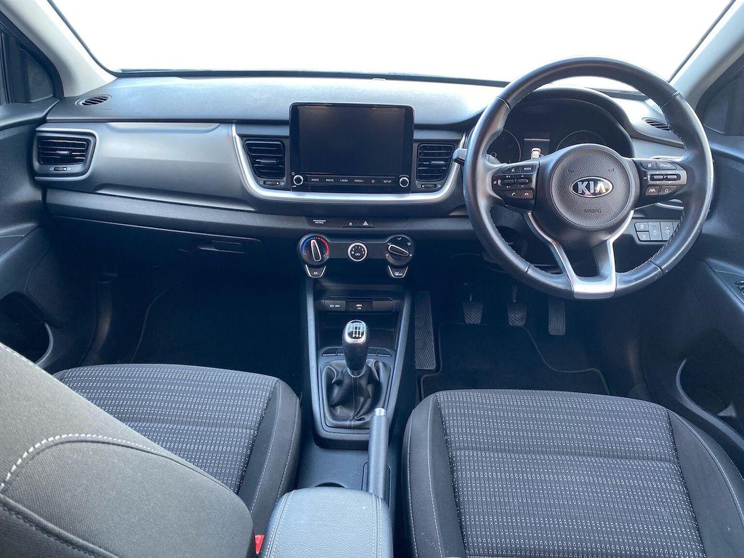 Used Kia Stonic 2021 for sale - 76444504: Photo 8