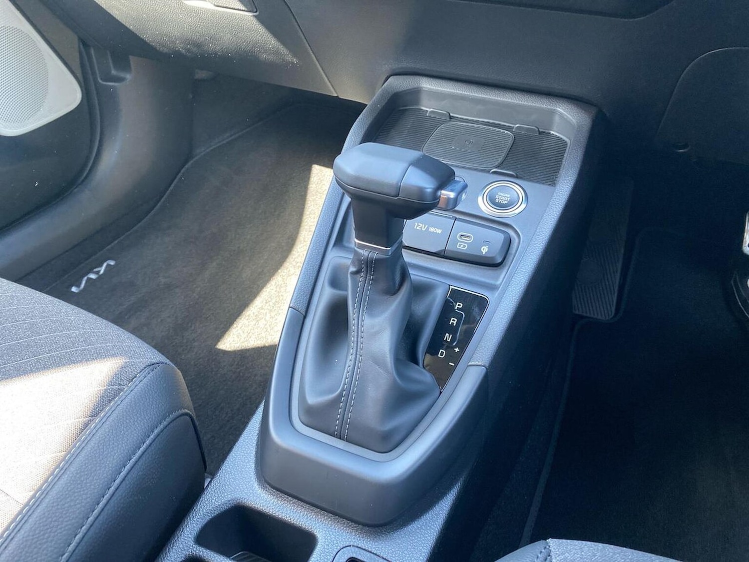 Used Kia Stonic 2026 for sale - 78168995: Photo 15