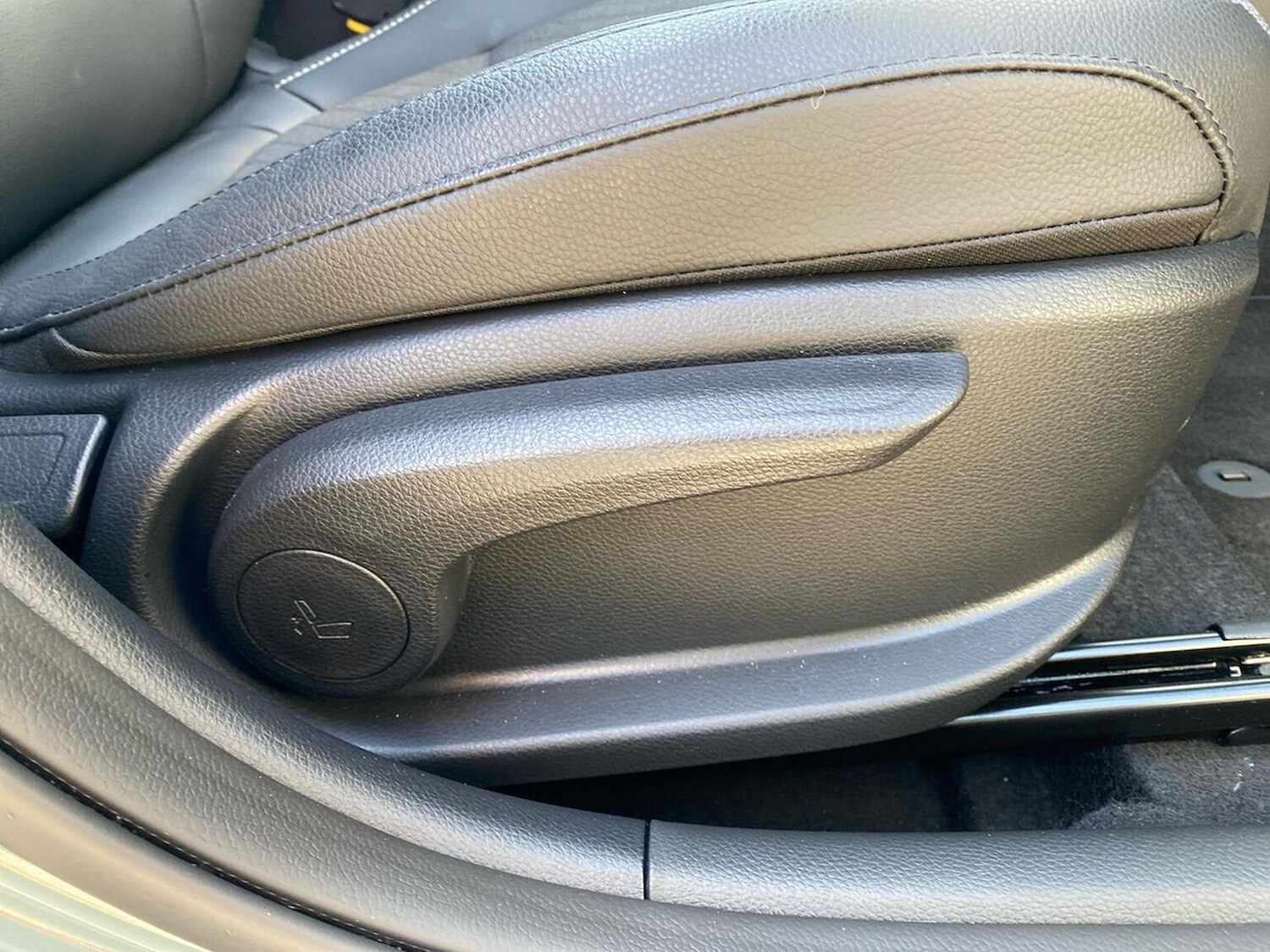 Used Kia Stonic 2026 for sale - 78168995: Photo 32