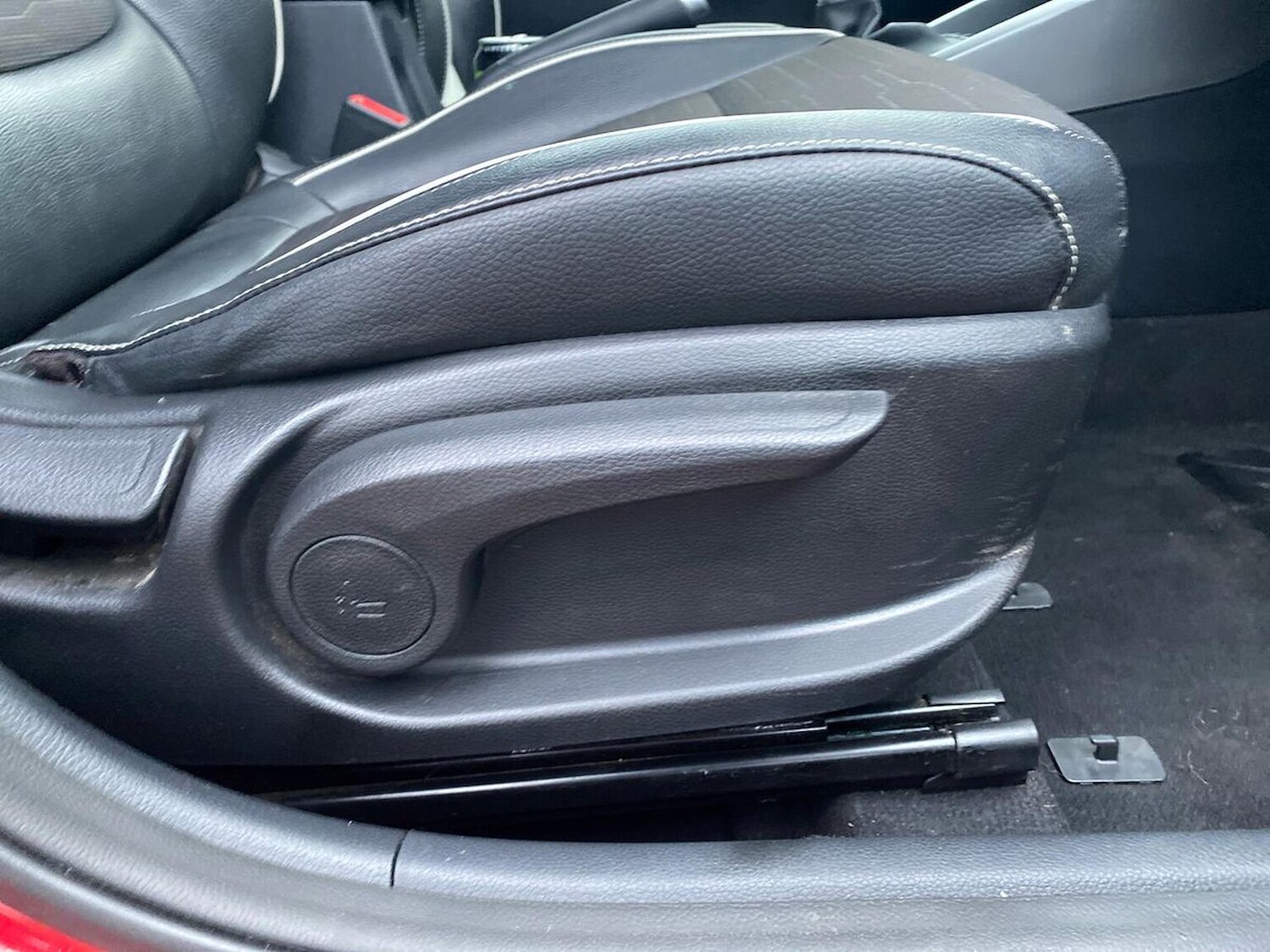 Used Kia Stonic 2023 for sale - 77888601: Photo 30