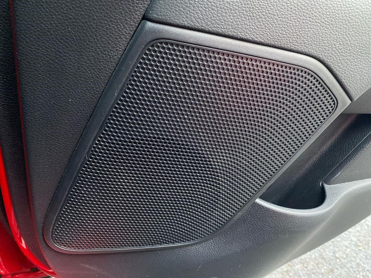 Used Kia Stonic 2023 for sale - 77888601: Photo 31