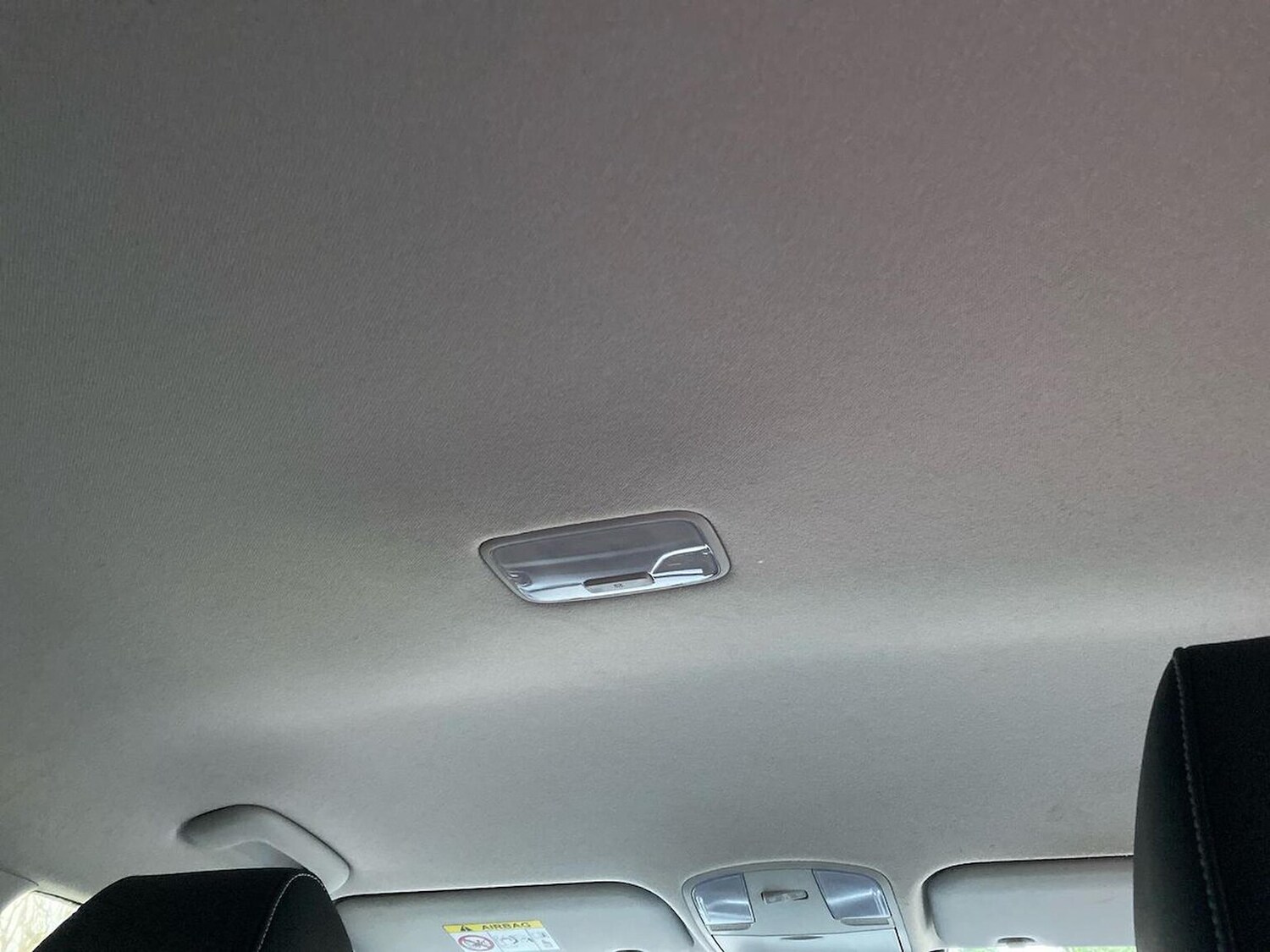 Used Kia Stonic 2023 for sale - 77888601: Photo 32