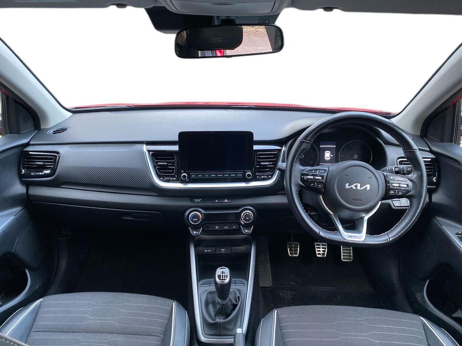 Used Kia Stonic 2023 for sale - 77888601: Photo 8