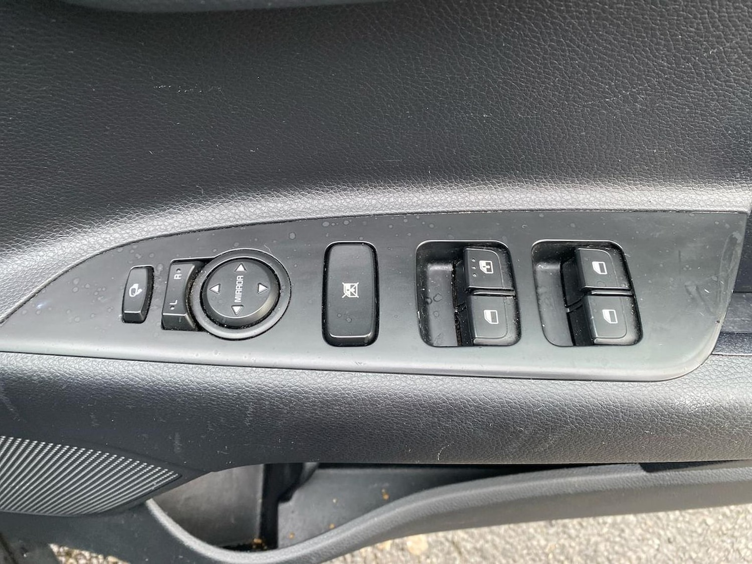 Used Kia Stonic 2023 for sale - 78121917: Photo 23