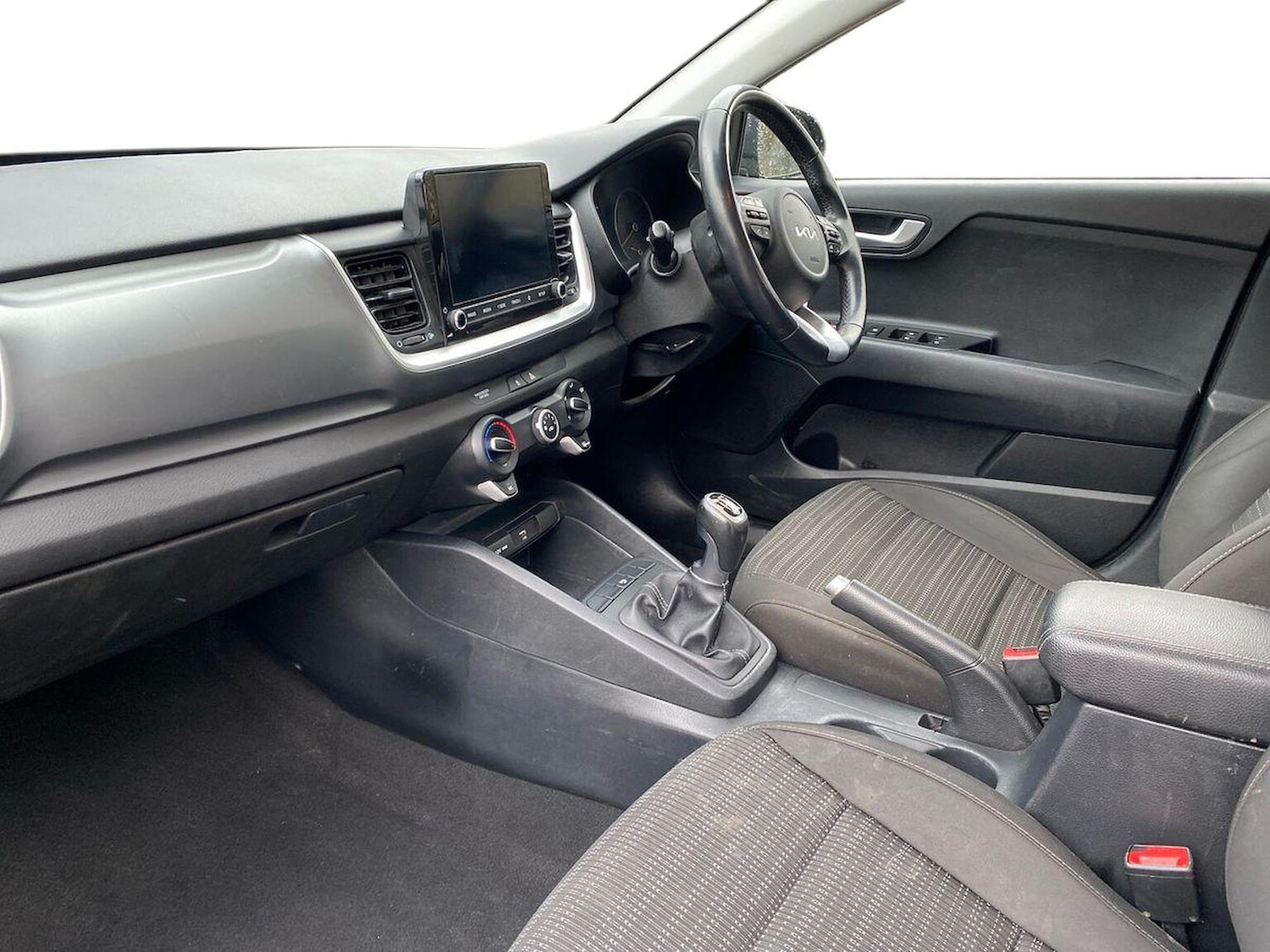 Used Kia Stonic 2023 for sale - 78121917: Photo 9