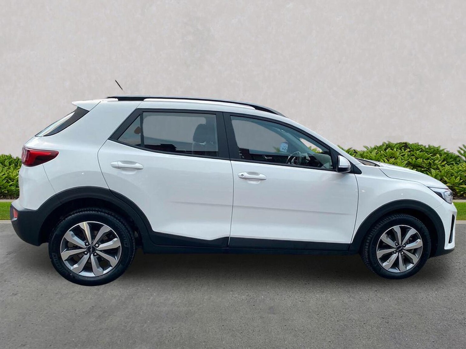 Used Kia Stonic 2022 for sale - 76920080: Photo 3