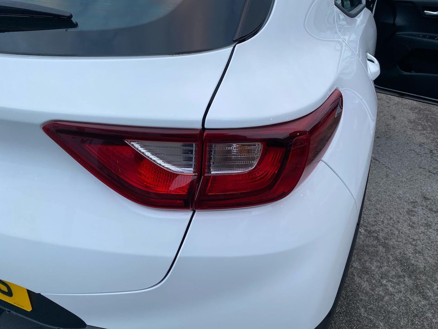 Used Kia Stonic 2022 for sale - 76920080: Photo 36