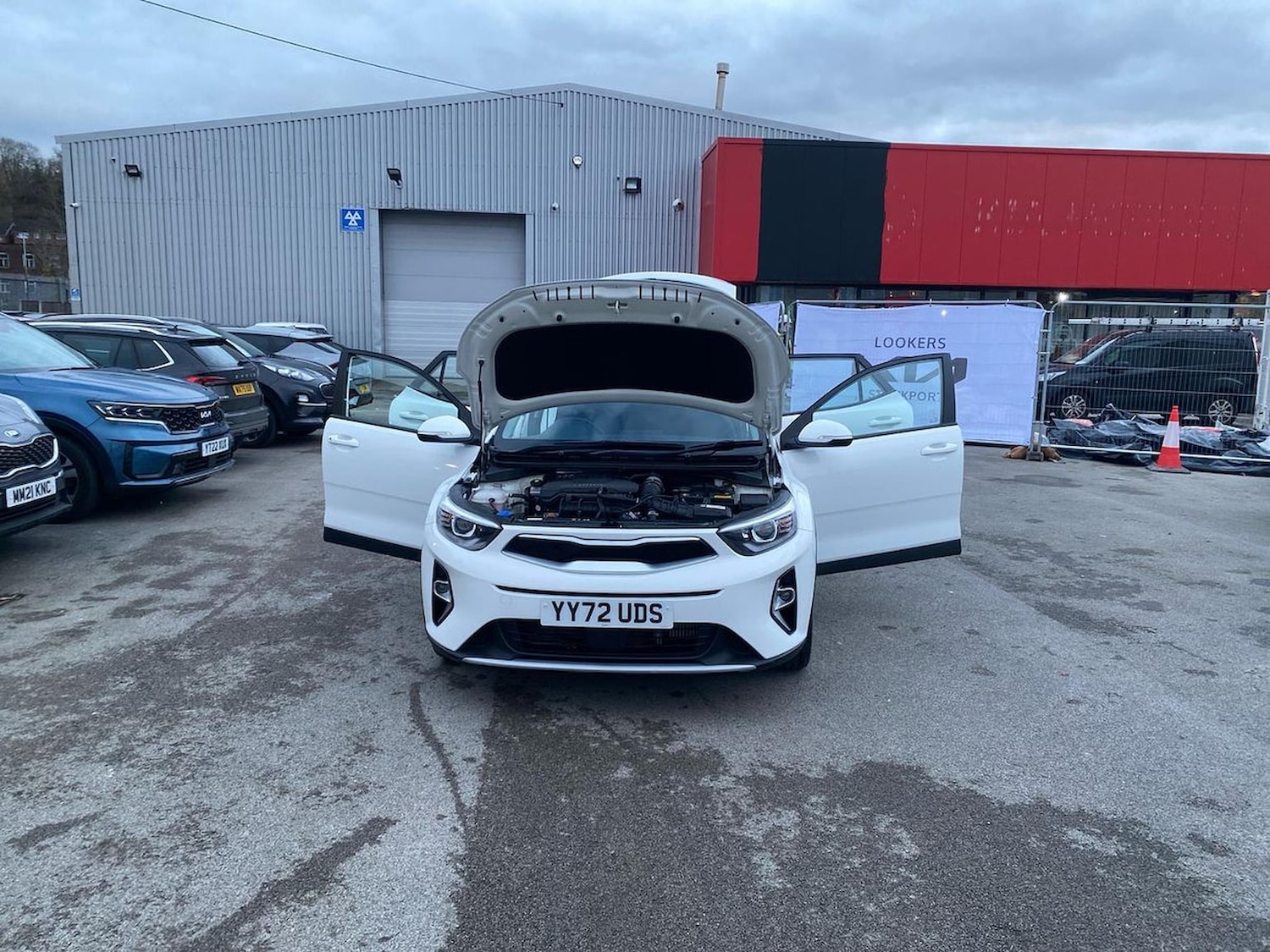 Used Kia Stonic 2022 for sale - 76920080: Photo 40