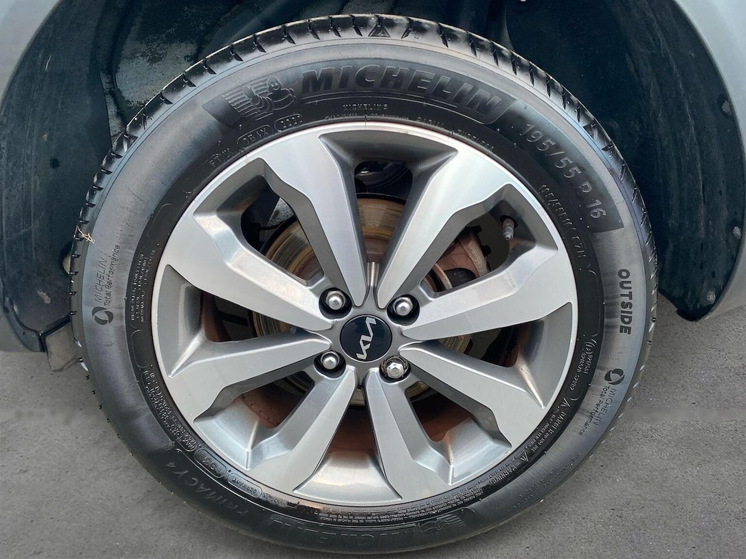 Used Kia Stonic 2022 for sale - 76920080: Photo 6