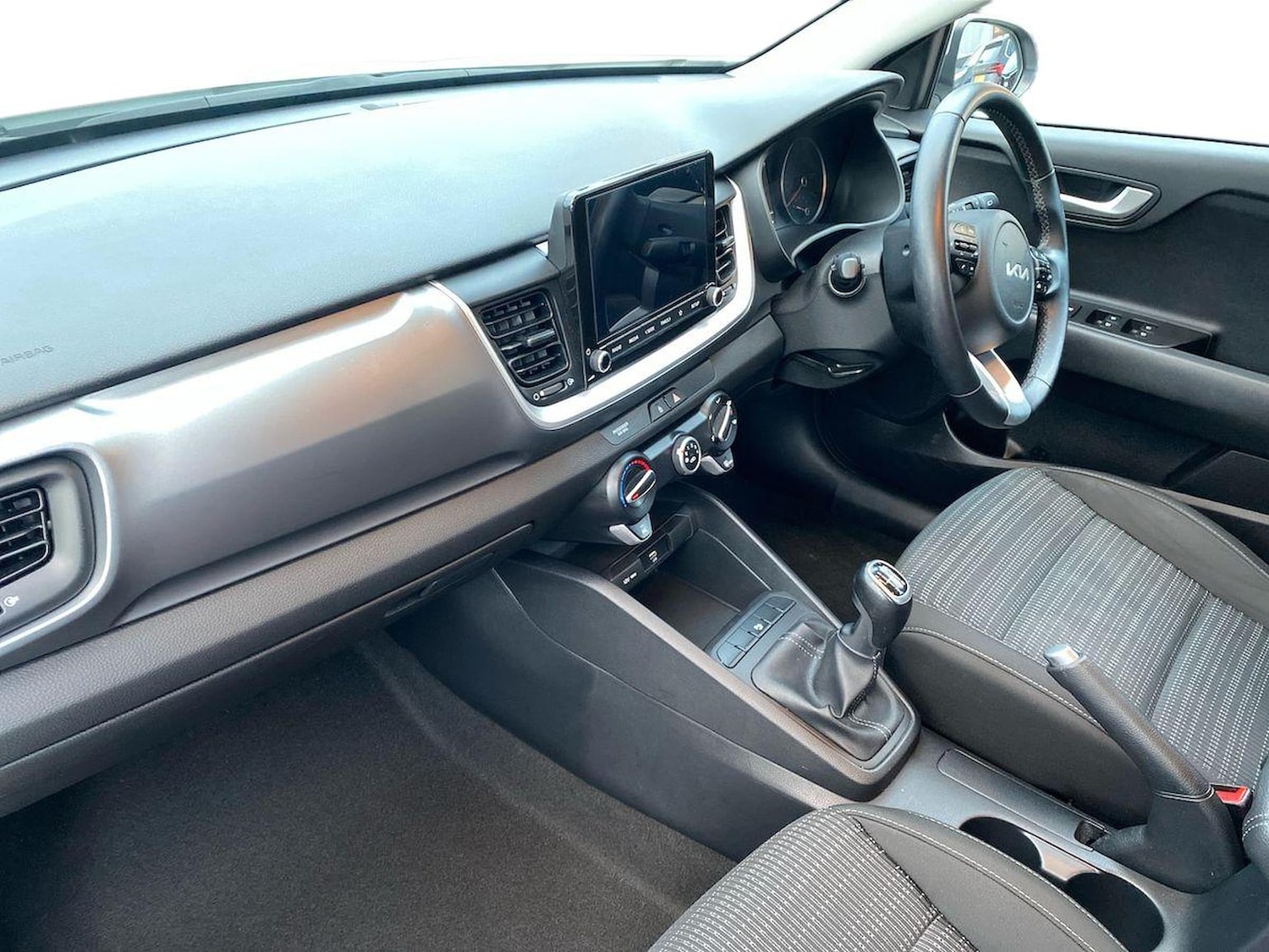 Used Kia Stonic 2022 for sale - 76920080: Photo 7