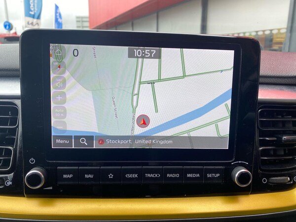 Used Kia Stonic 2023 for sale - 75773044: Photo 11
