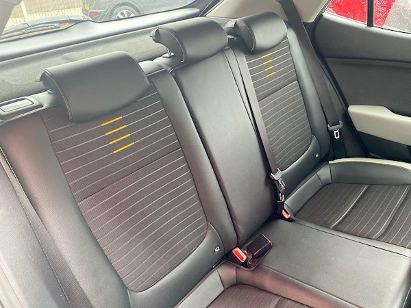 Used Kia Stonic 2023 for sale - 75773044: Photo 16