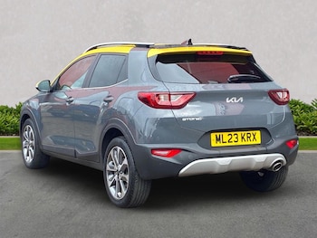Used Kia Stonic 2023 for sale - 75773044: Photo