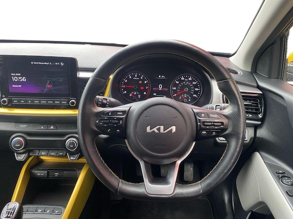 Used Kia Stonic 2023 for sale - 75773044: Photo 9