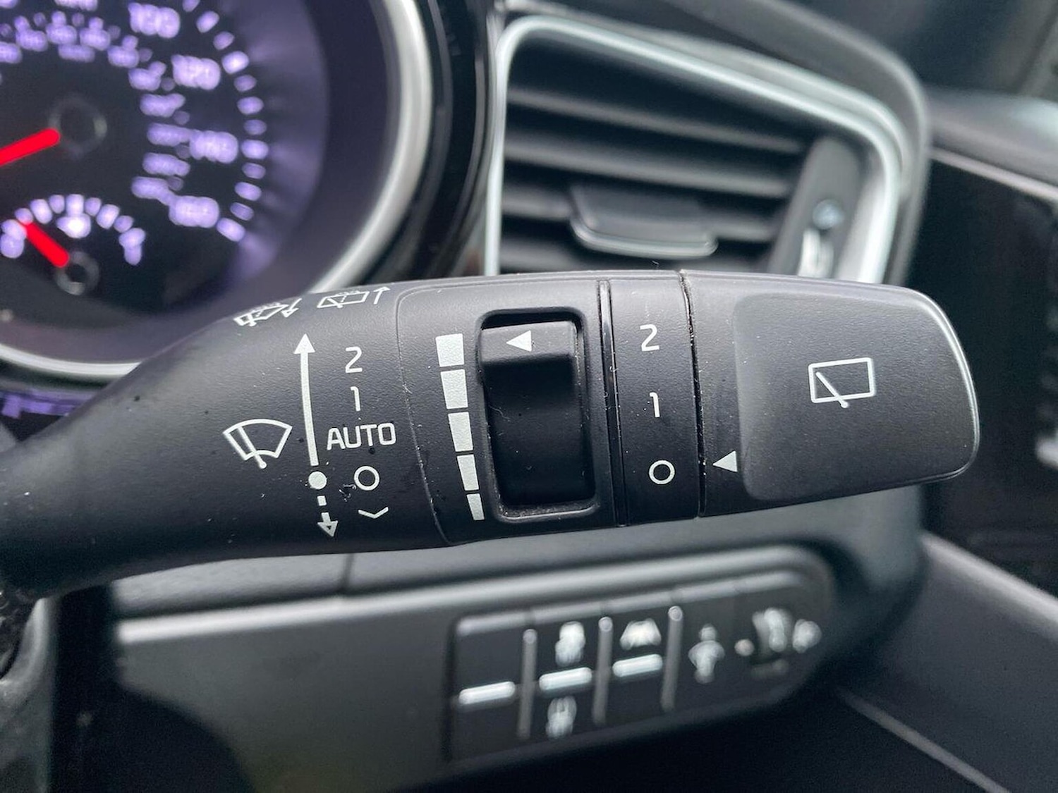 Used Kia XCeed 2024 for sale - 78064419: Photo 28