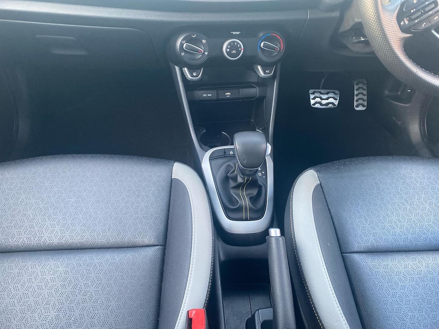 Used Kia Picanto 2022 for sale - 76969975: Photo 11