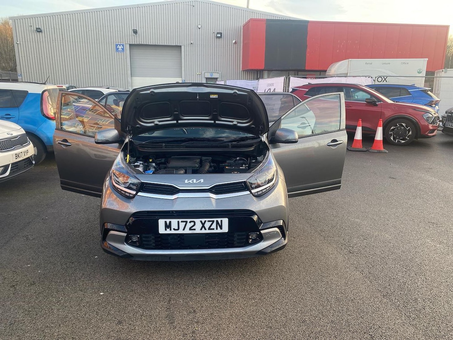 Used Kia Picanto 2022 for sale - 76969975: Photo 35