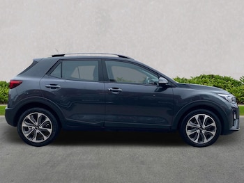 Used Kia Stonic 2018 for sale - 75627313: Photo