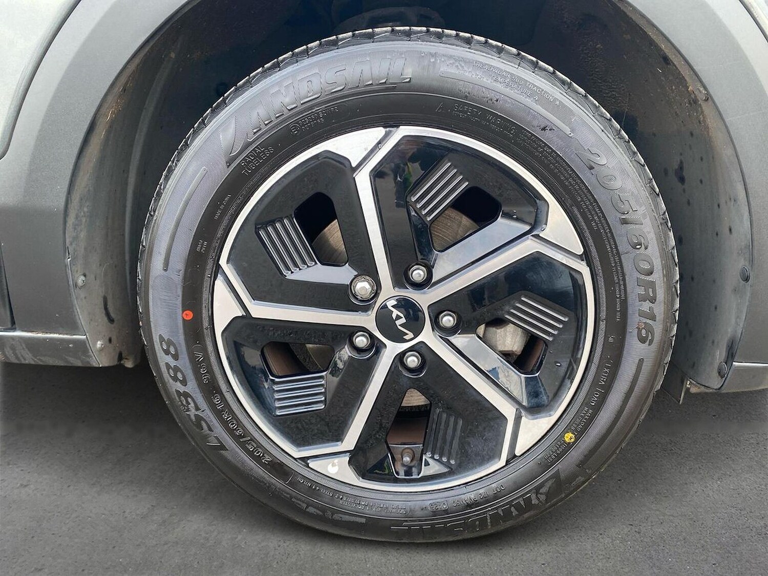 Used Kia Niro 2023 for sale - 76526126: Photo 6