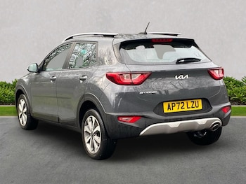 Used Kia Stonic 2023 for sale - 78484198: Photo