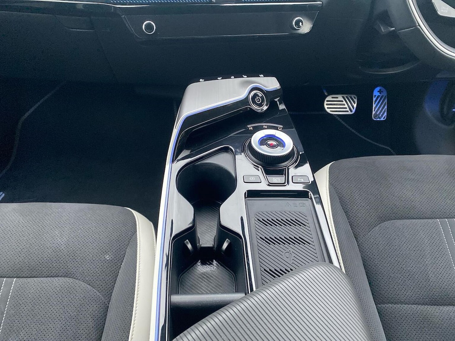 Used Kia EV6 2023 for sale - 76470991: Photo 13