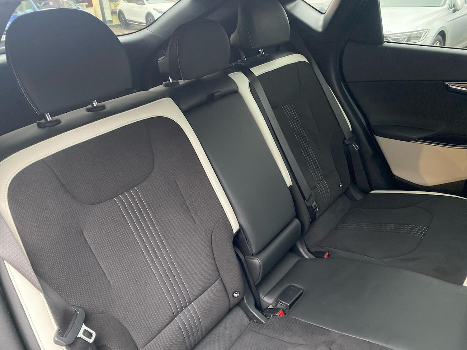 Used Kia EV6 2023 for sale - 76470991: Photo 16