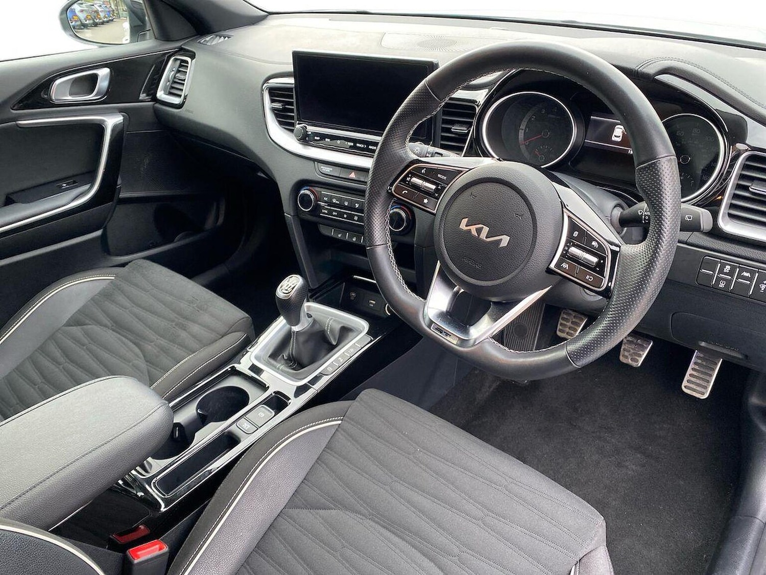 Used Kia XCeed 2024 for sale - 76316477: Photo 15