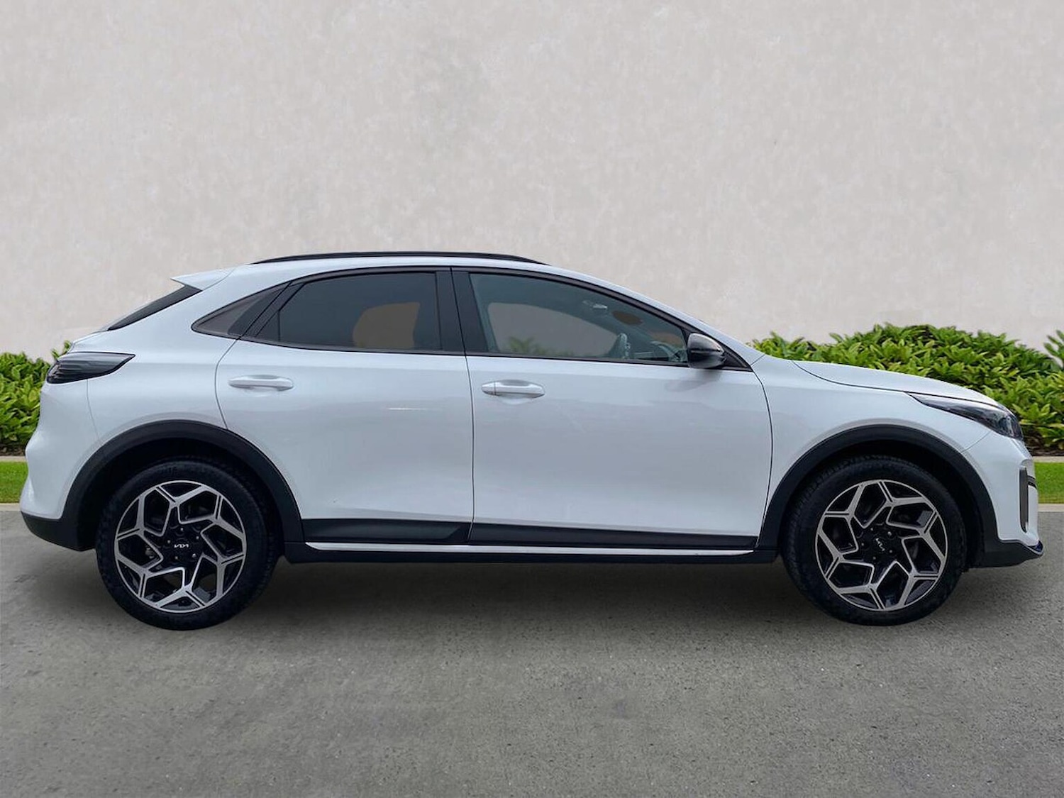 Used Kia XCeed 2024 for sale - 76316477: Photo 3