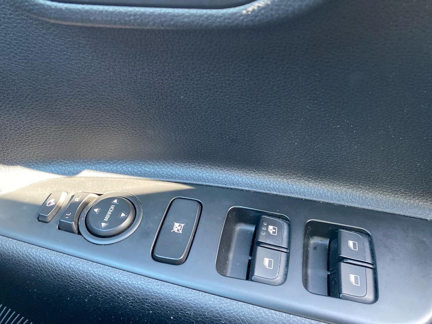 Used Kia Rio 2023 for sale - 78192960: Photo 23