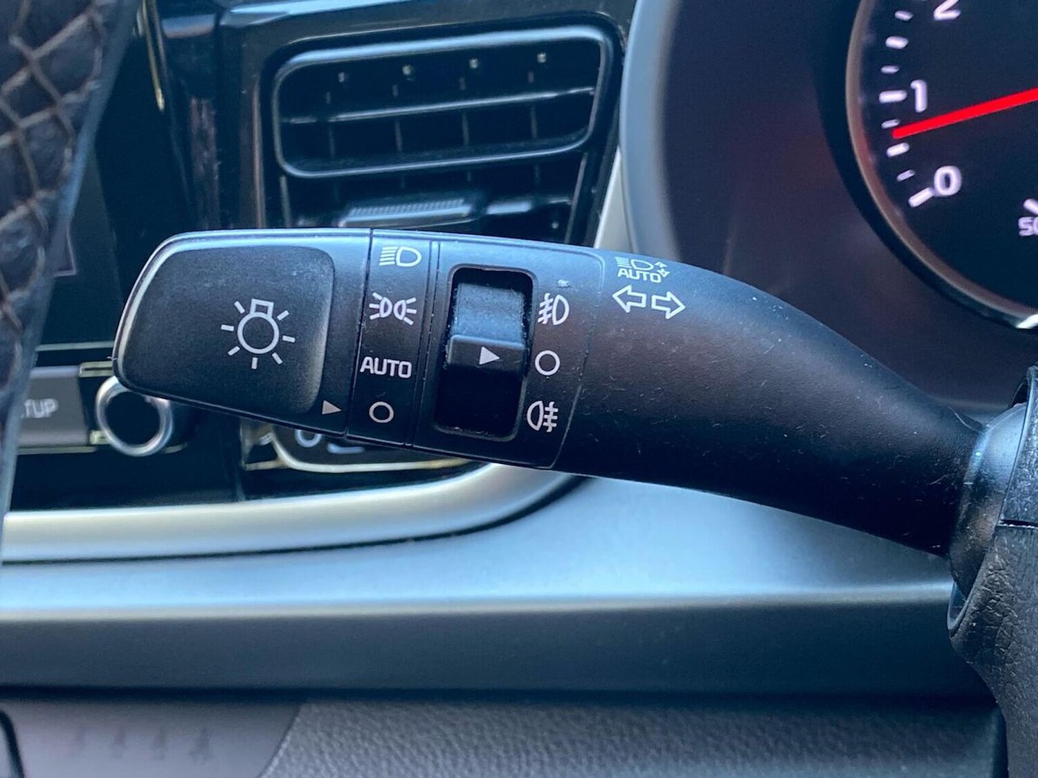 Used Kia Rio 2023 for sale - 78192960: Photo 30