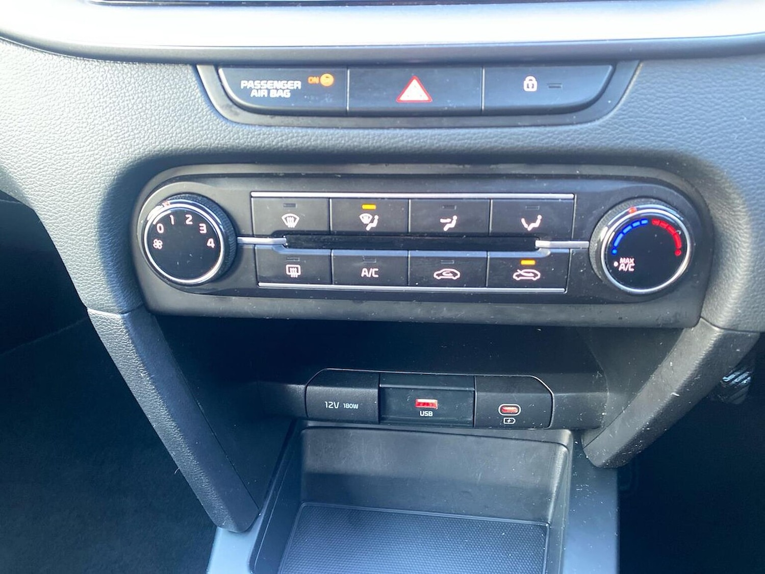 Used Kia XCeed 2023 for sale - 76352529: Photo 12
