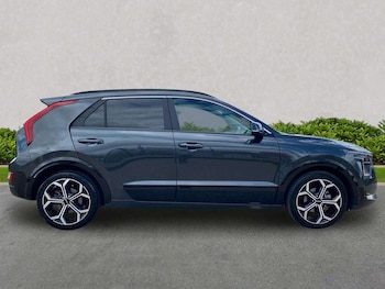 Used Kia Niro 2024 for sale - 78614900: Photo