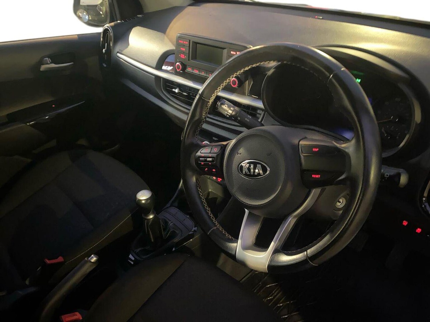 Used Kia Picanto 2018 for sale - 76510739: Photo 15