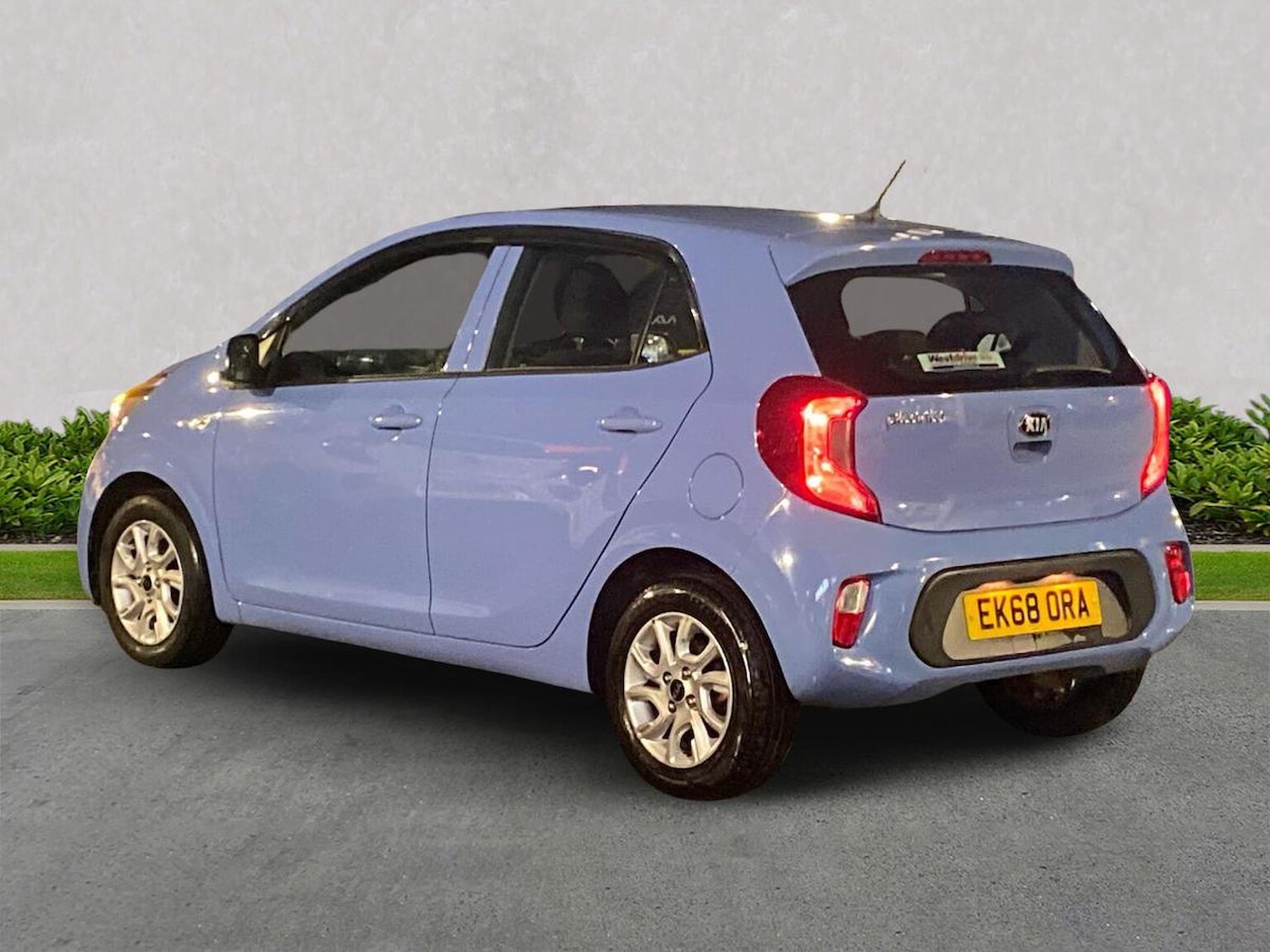 Used Kia Picanto 2018 for sale - 76510739: Photo 2