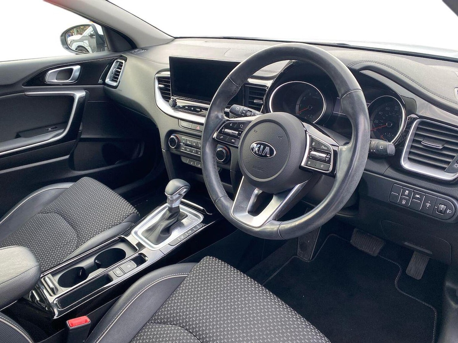 Used Kia XCeed 2020 for sale - 76357869: Photo 15
