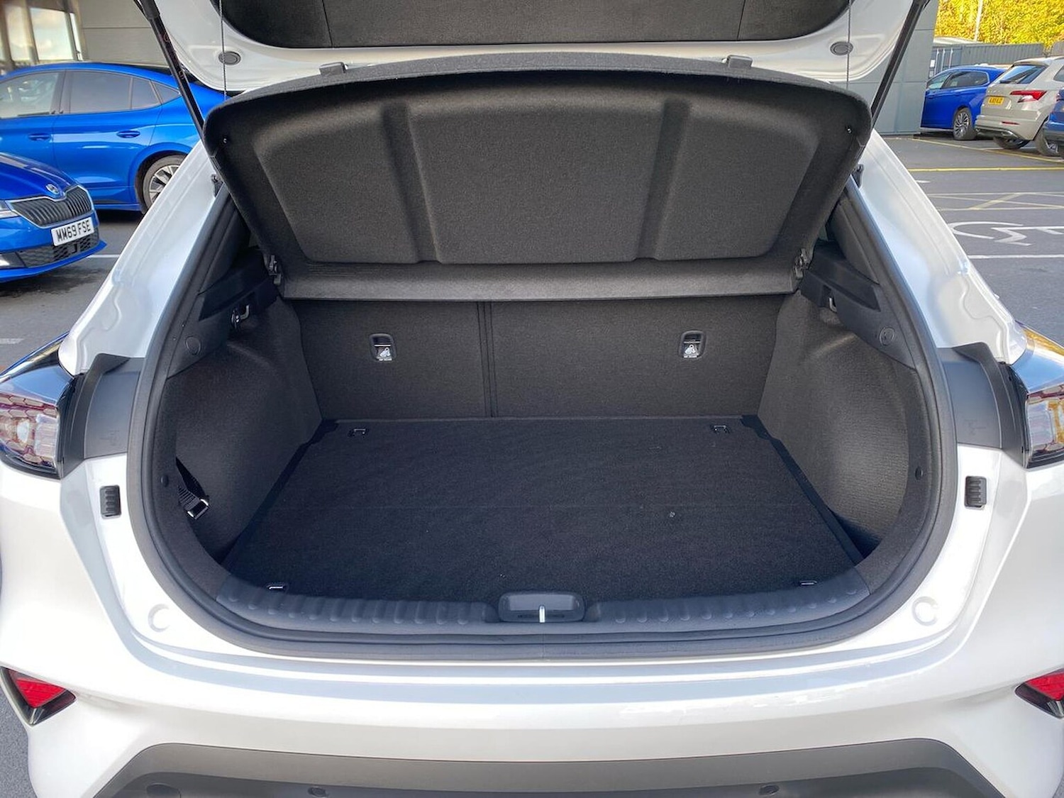 Used Kia XCeed 2025 for sale - 76437287: Photo 17