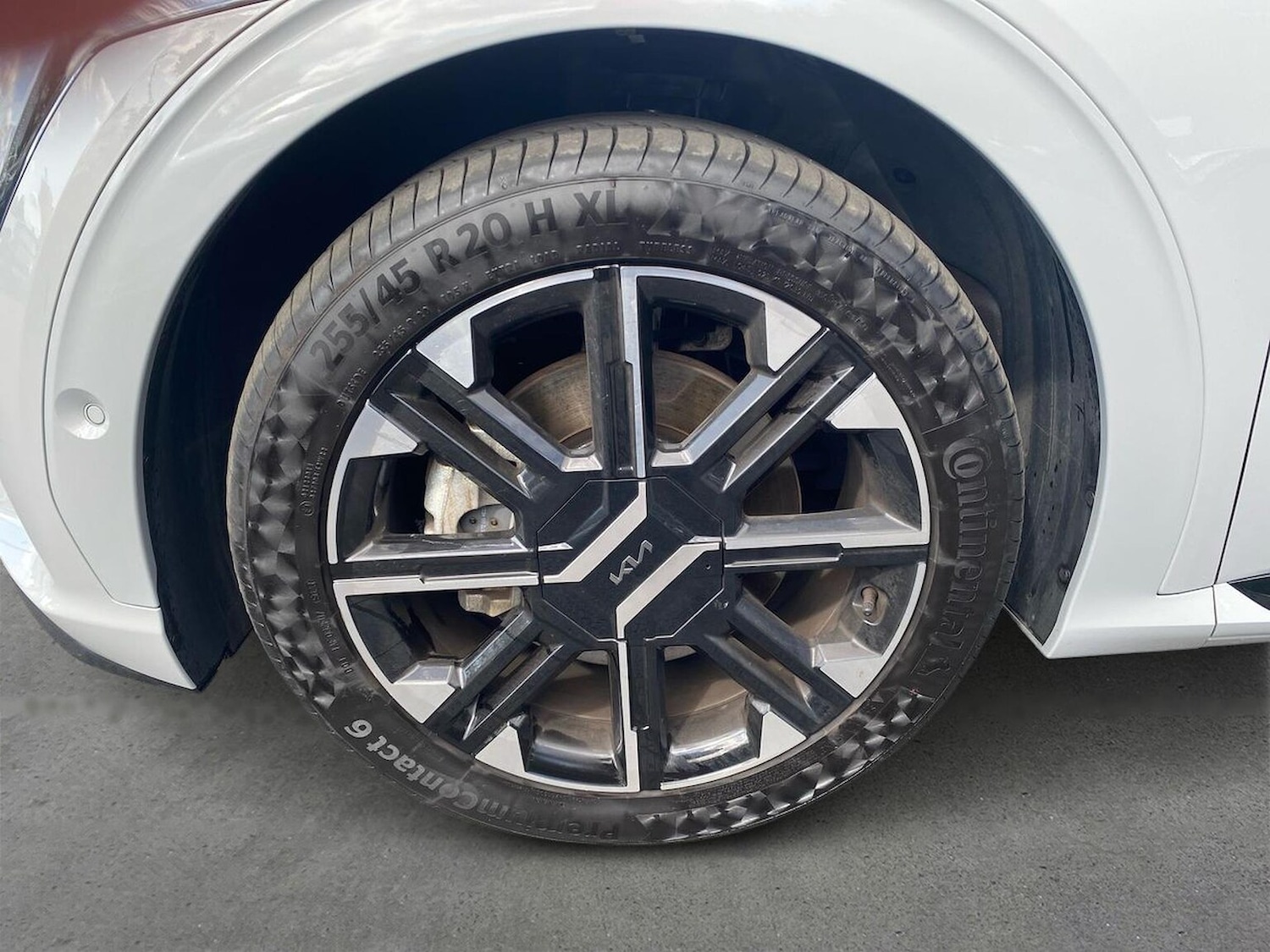 Used Kia EV6 2024 for sale - 76541918: Photo 6