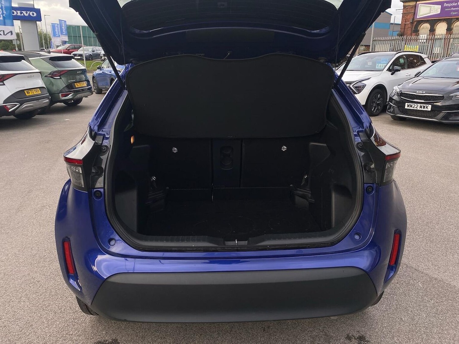 Used Toyota Yaris Cross 2023 for sale - 76076365: Photo 17