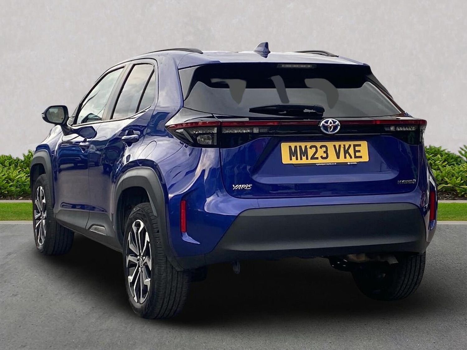 Used Toyota Yaris Cross 2023 for sale - 76076365: Photo 2