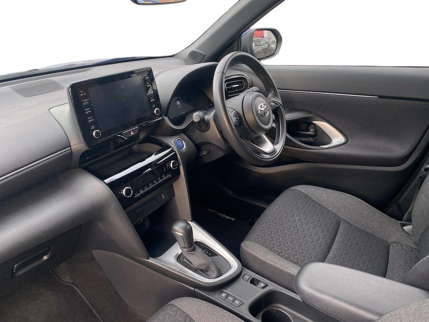 Used Toyota Yaris Cross 2023 for sale - 76076365: Photo 7