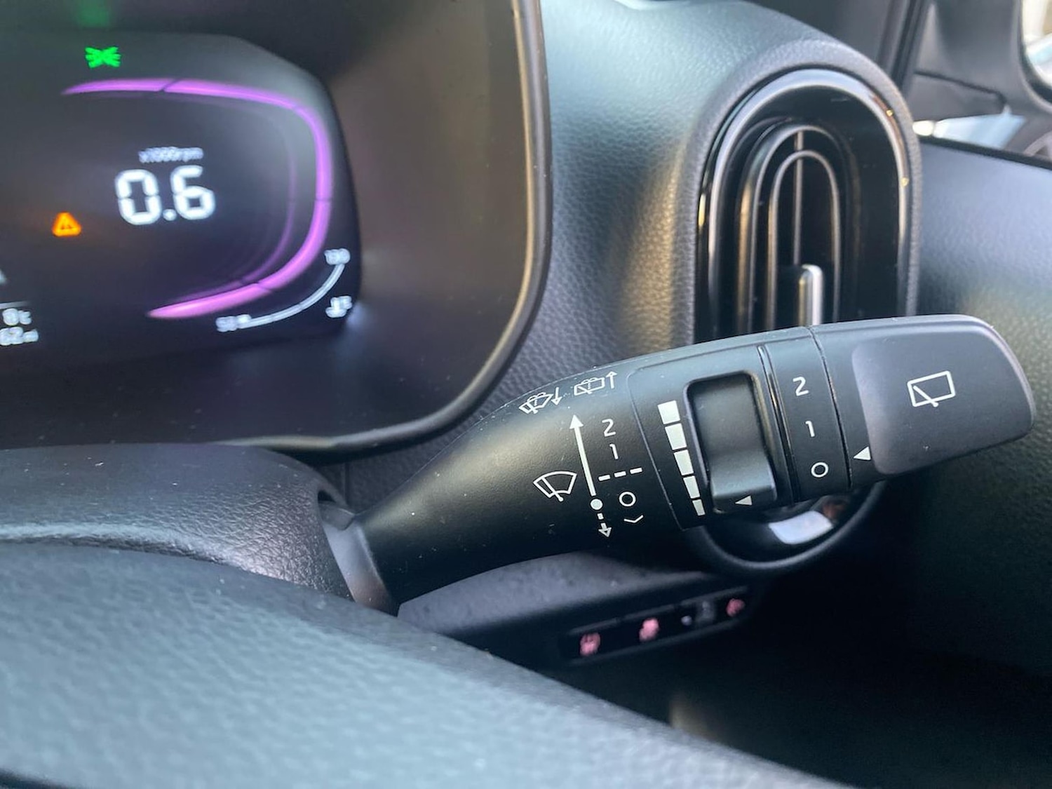 Used Kia Picanto 2024 for sale - 76963564: Photo 28