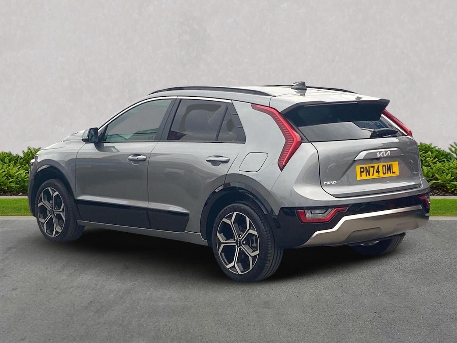 Used Kia Niro 2024 for sale - 76157167: Photo 2
