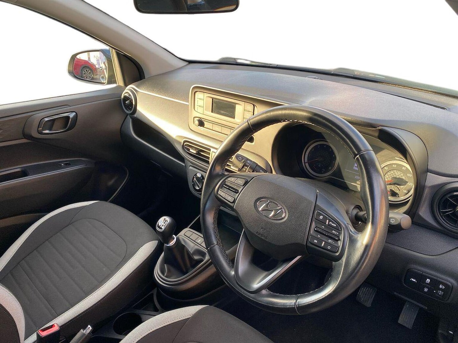 Used Hyundai i10 2022 for sale - 76911184: Photo 15