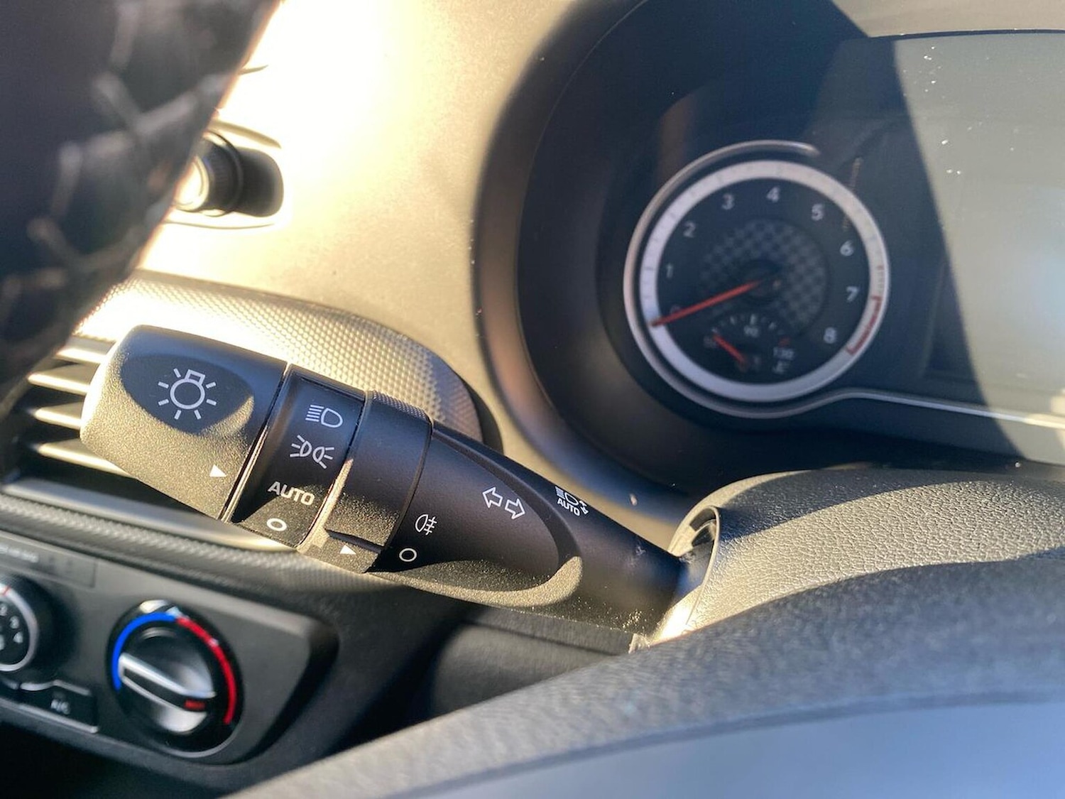 Used Hyundai i10 2022 for sale - 76911184: Photo 29