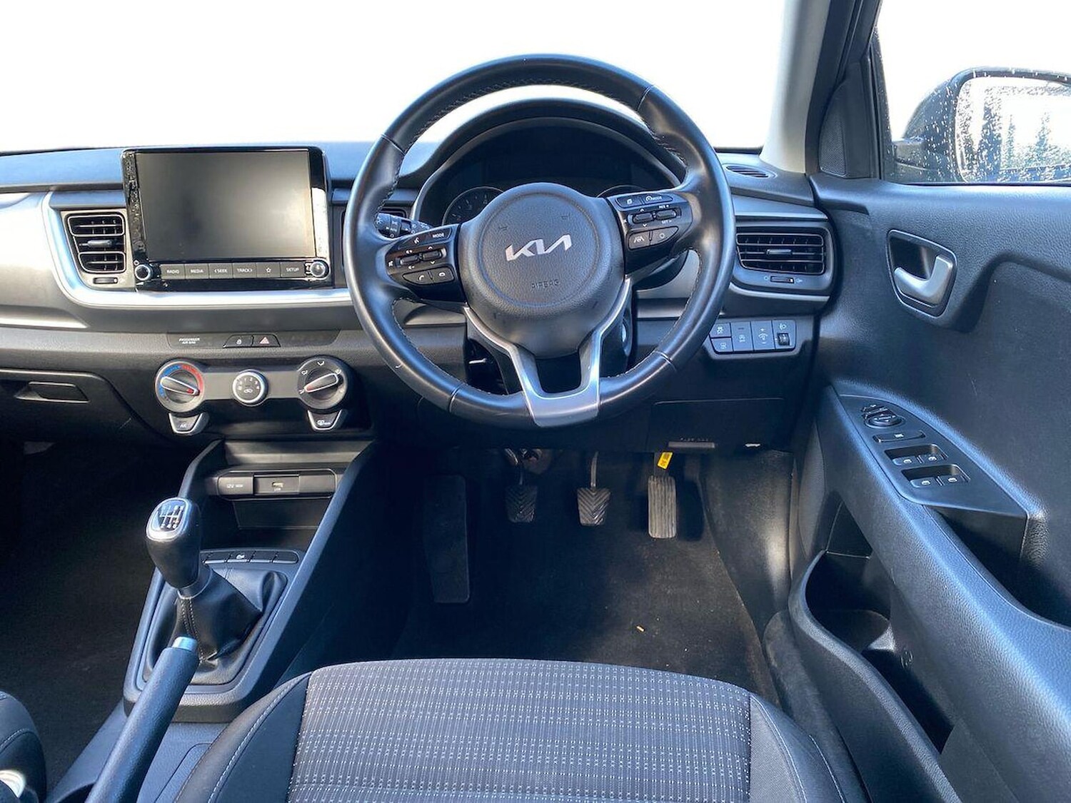 Used Kia Stonic 2022 for sale - 78192930: Photo 11