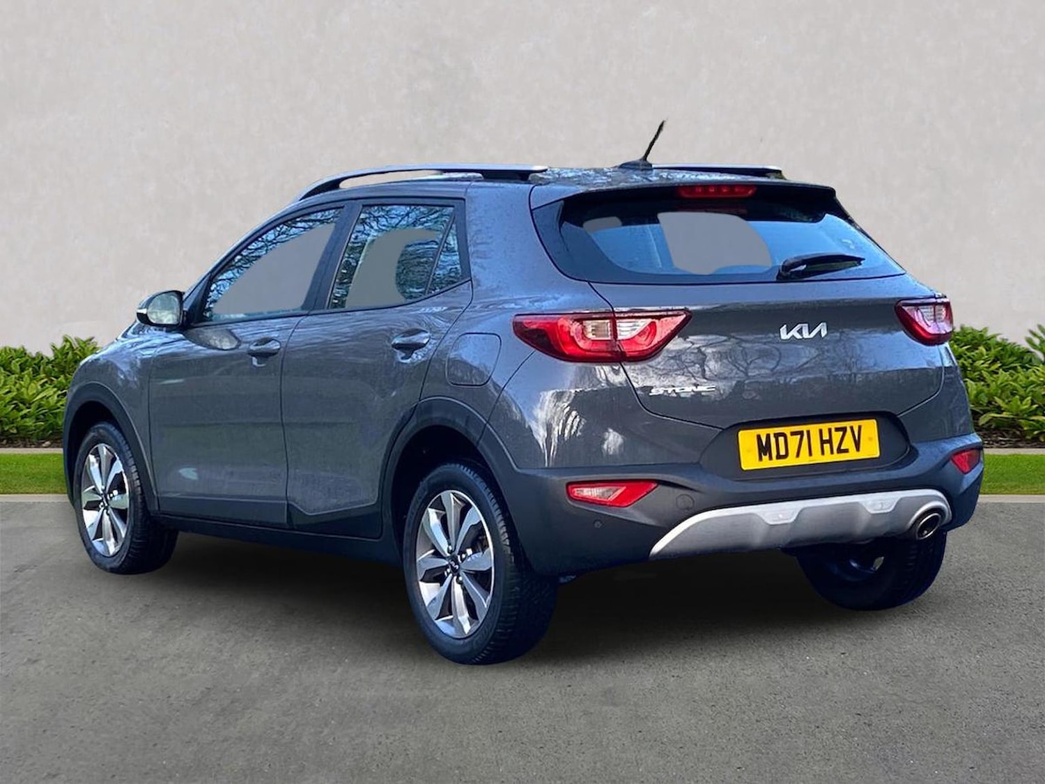 Used Kia Stonic 2022 for sale - 78192930: Photo 2