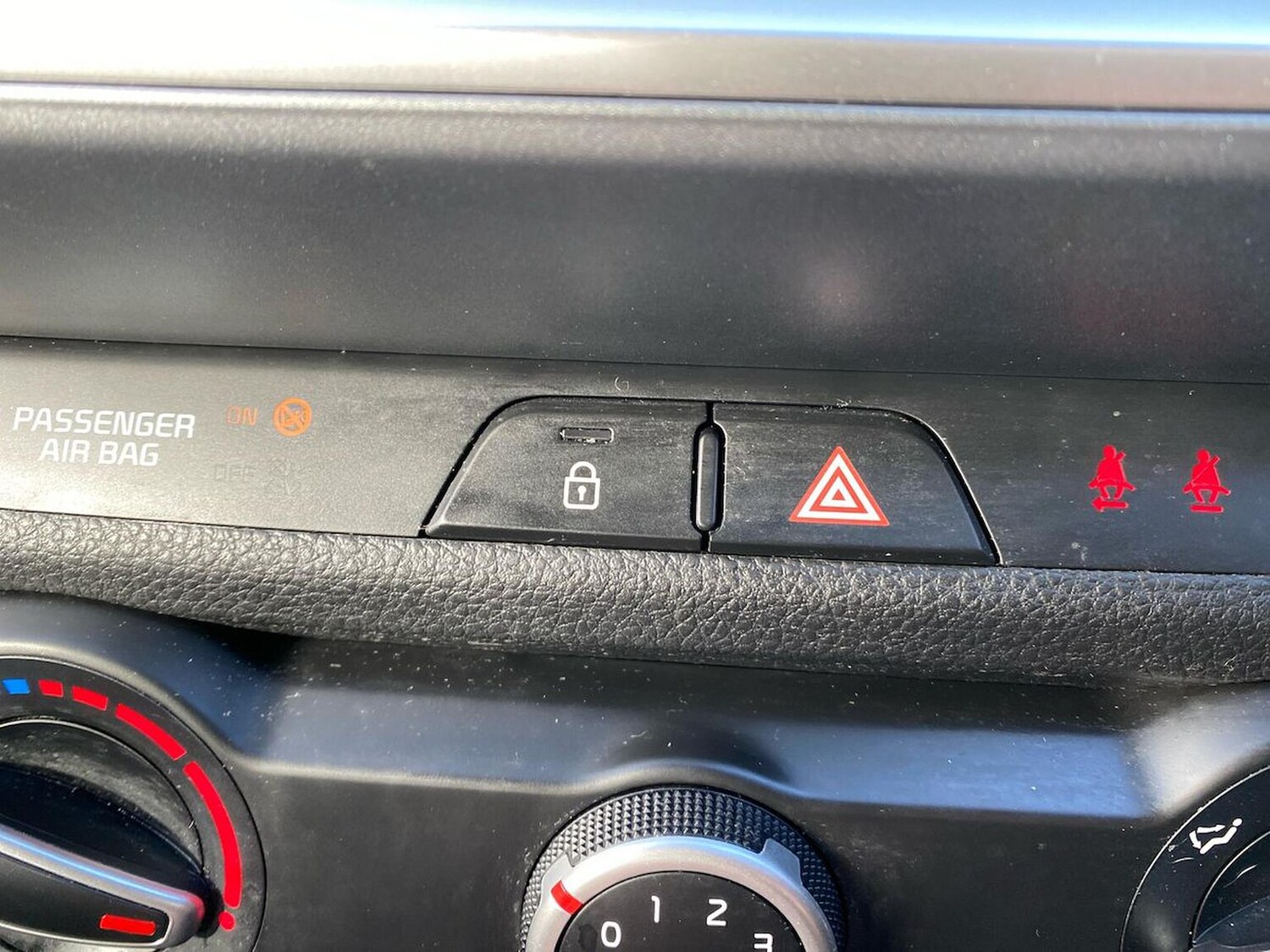 Used Kia Stonic 2022 for sale - 78192930: Photo 24